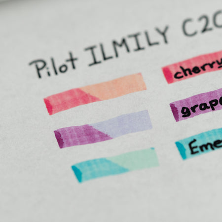 ILMILY Two Color Changing Marker Swatch Close Up