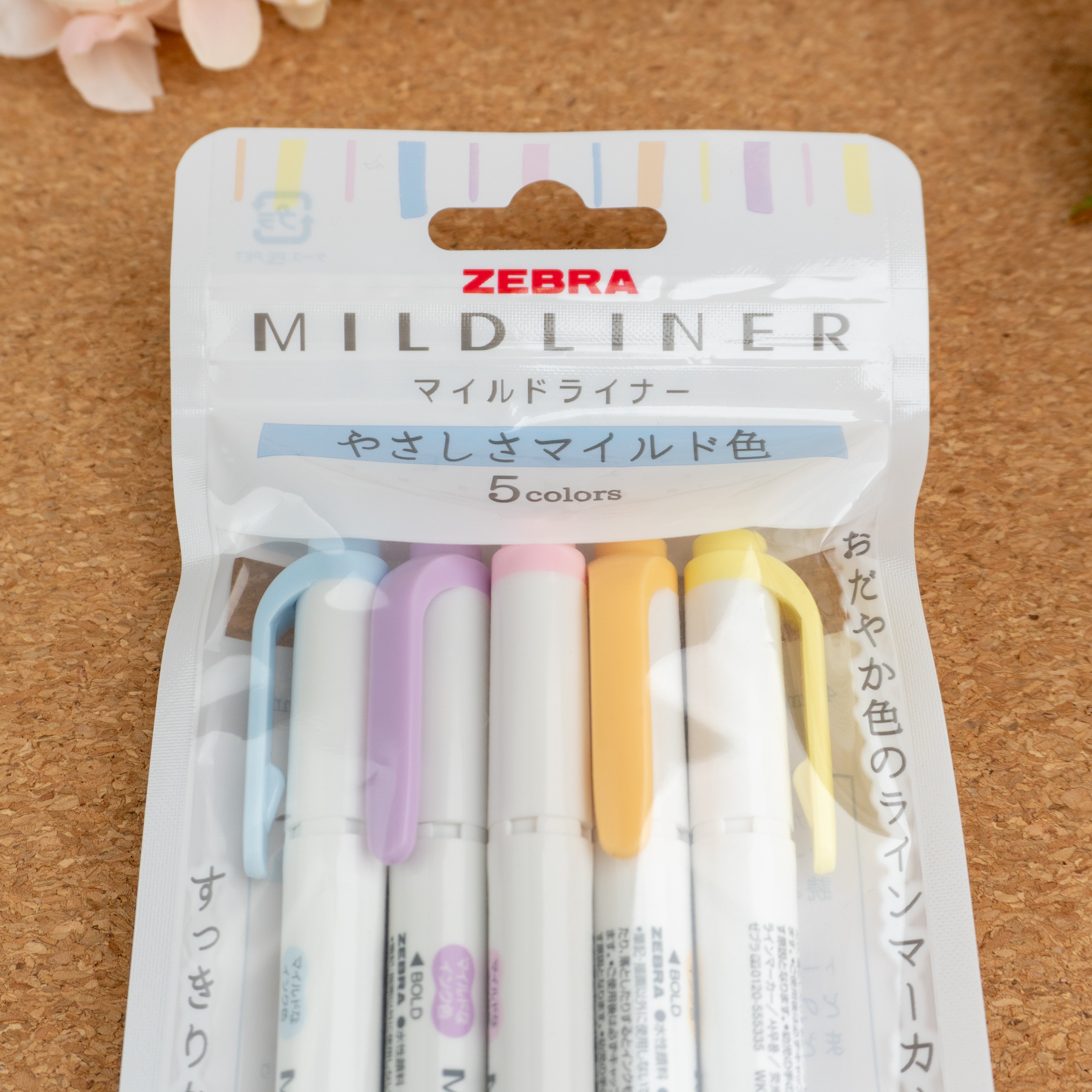 Zebra Mildliner Double Sided Highlighter - Soft Mild (Yasashisa) Color Set (New!) Package Close