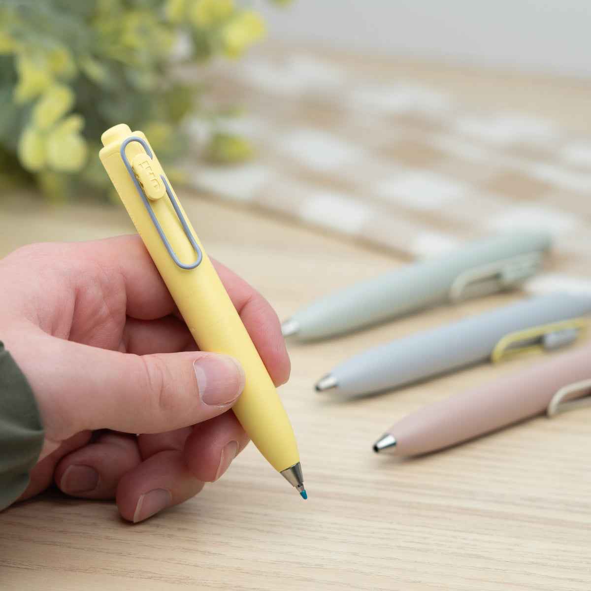 Uni-ball One P Gel Pens Marriage Colors Yellow and Blue